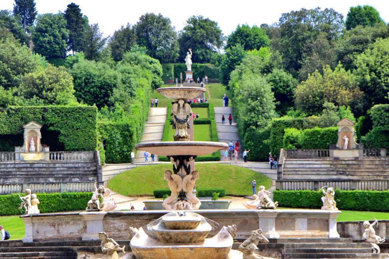 Questo giardino storico italiano cambia volto in ogni stagione: perché vale la pena conoscerlo