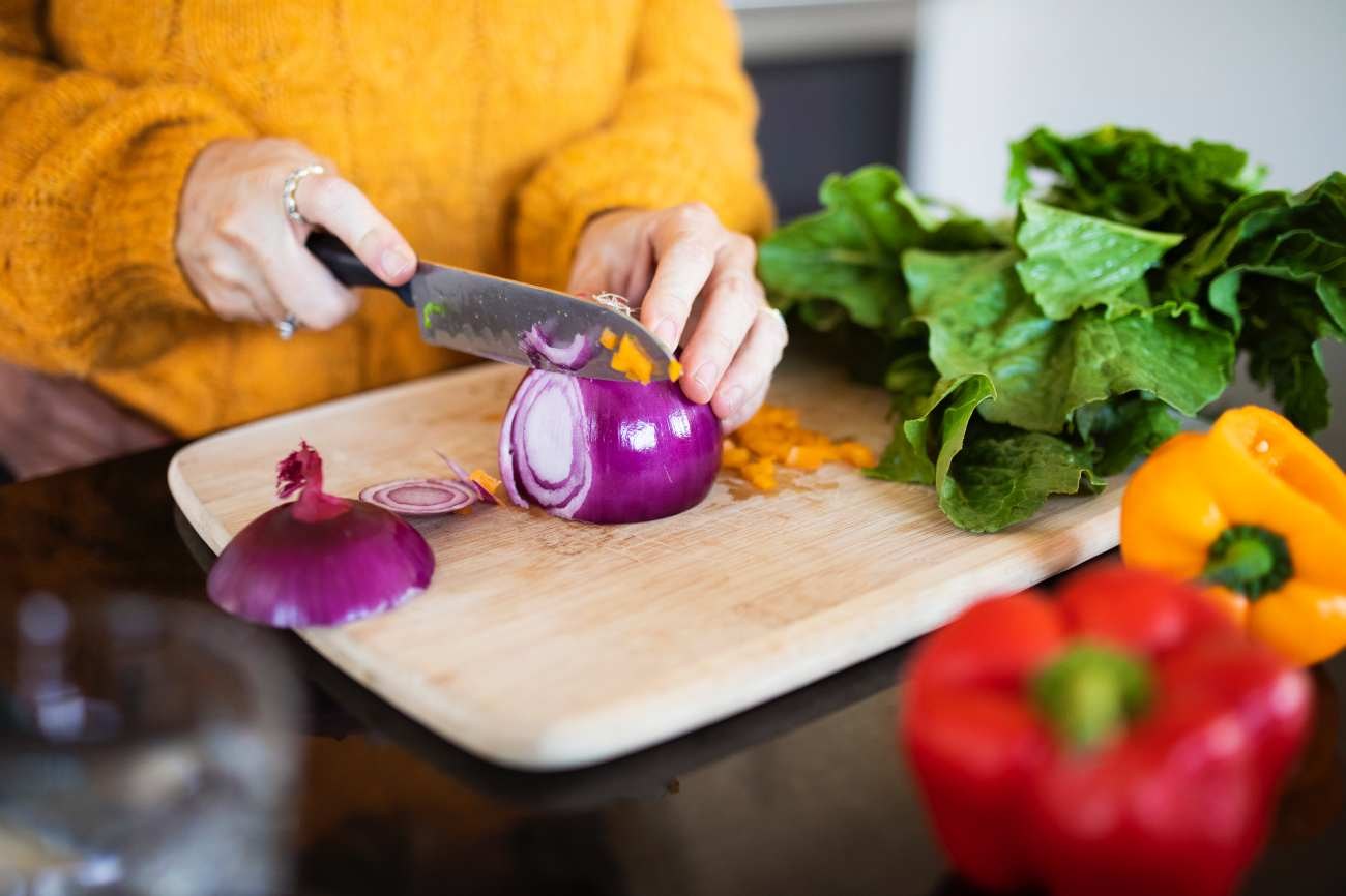 Come capire se una cipolla rossa è pronta da mangiare o deve ancora asciugare