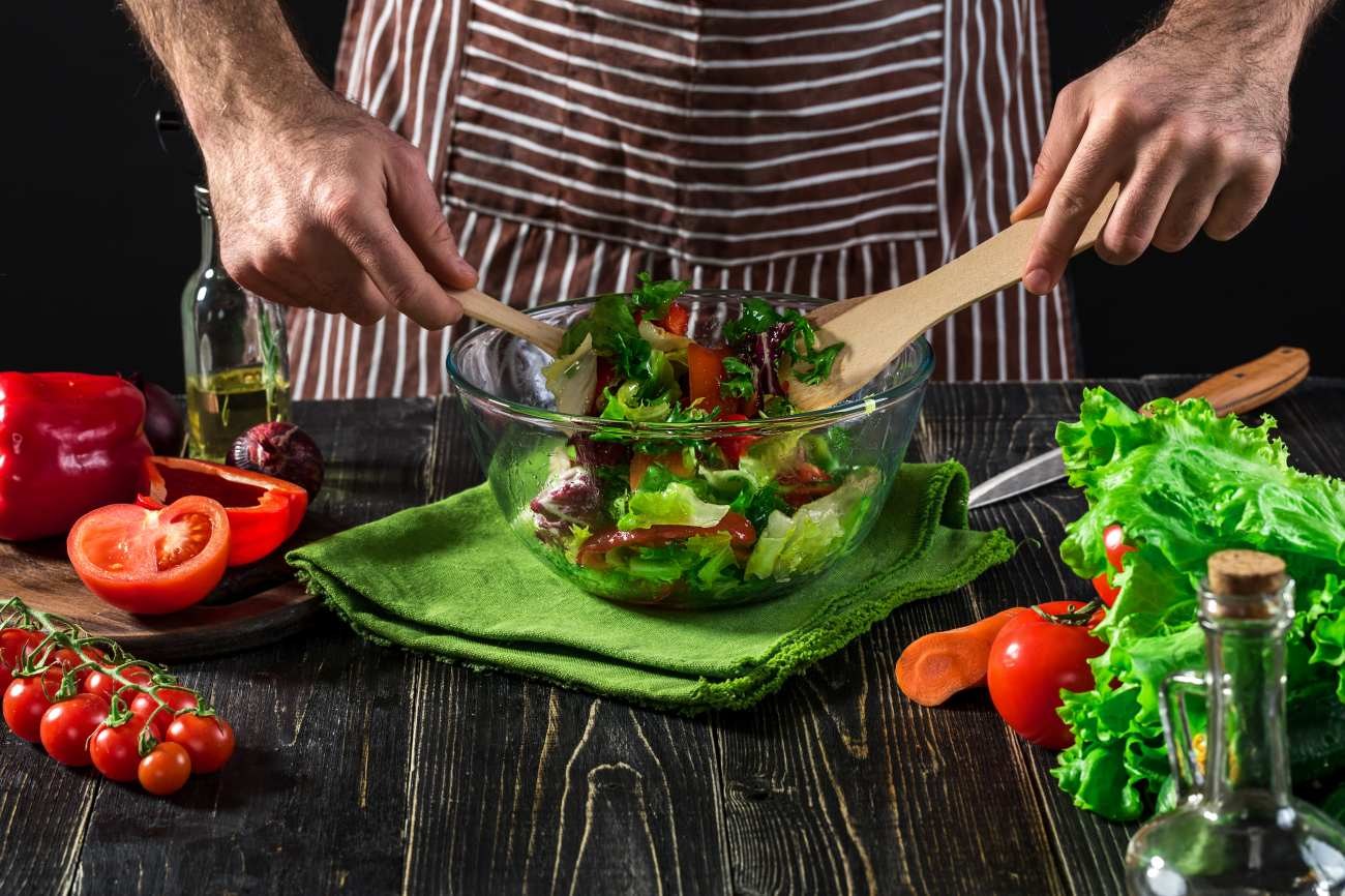 Quali verdure raccogliere all’ultimo momento per avere un’insalata più croccante